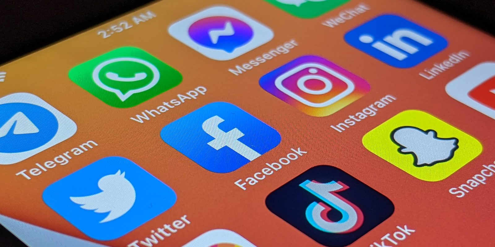 Canal de WhatsApp sau Telegram pentru o publicație: merită?